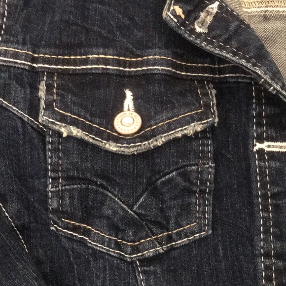 Jean Jacket - Picture 3 of 5